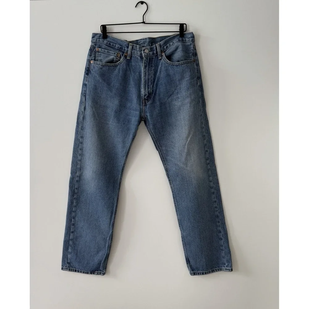 Levis 505 Jeans Mens 36x32 Classic Fit Straight Leg Cotton Denim Medium Wash
